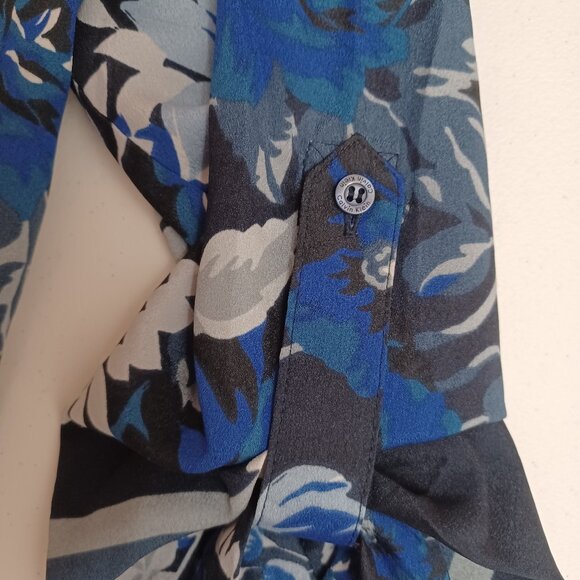 Women's Calvin Klein Blue Hawaiian Button Up Shirt with No Care Tag and No Size - Picture 7 of 12